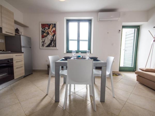 Apartments Umag Center : photo 5 de la chambre appartement