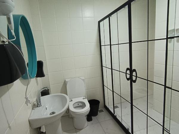 Deeps Hostel Ankara 2 : photo 2 de la chambre chambre lits jumeaux standard avec salle de bains commune