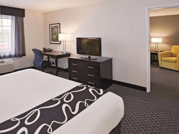 La Quinta by Wyndham Las Vegas Summerlin Tech : photo 1 de la chambre suite 1 chambre lit king-size - non-fumeurs