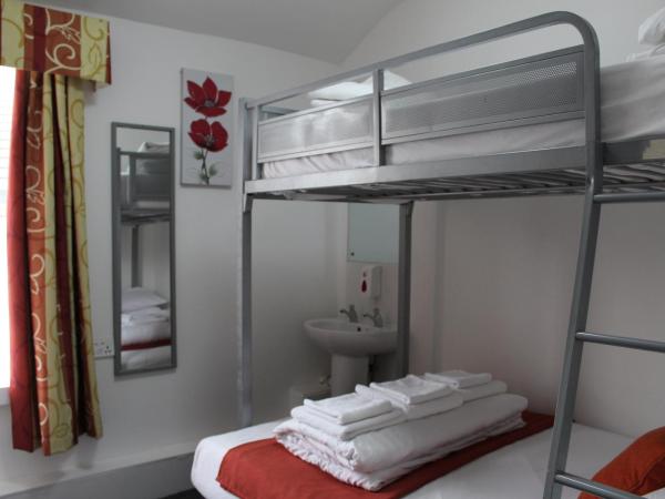 Backpackers Blackpool - Family Friendly Hotel : photo 4 de la chambre chambre double