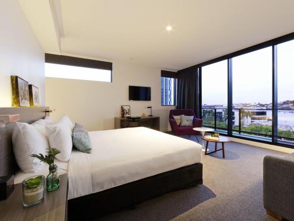 Alpha Mosaic Hotel Fortitude Valley Brisbane : photo 2 de la chambre suite lit king-size exécutive