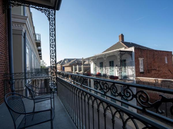 Bourbon Orleans Hotel : photo 3 de la chambre chambre double avec balcon (2 adultes + 1 enfant)