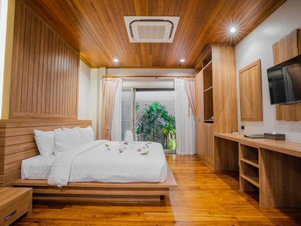 Malabar Pool Villa Phuket : photo 4 de la chambre suite junior avec piscine privée