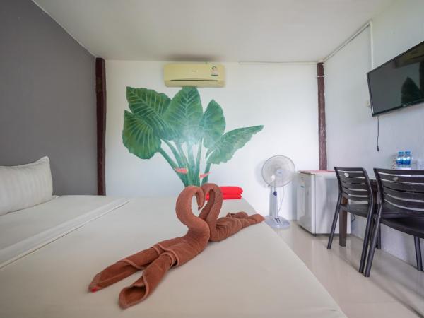 Phi Phi Cozy Seafront Resort : photo 2 de la chambre chambre double standard