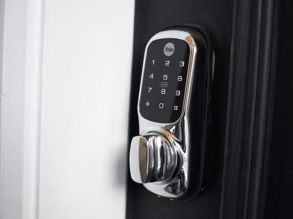 Home @ 2 Tancred Road : photo 5 de la chambre chambre double avec salle de bains privative