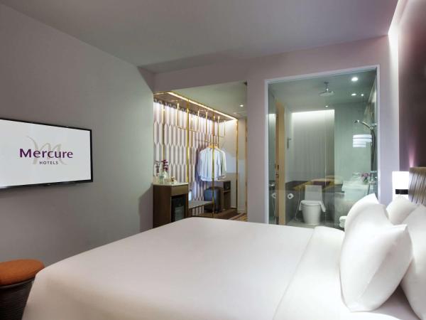 Mercure Bangkok Sukhumvit 24 : photo 3 de la chambre chambre lit king-size supérieure - vue sur ville