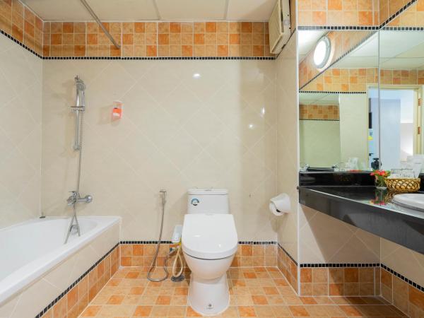 Bella Villa Prima : photo 1 de la chambre chambre double - vue sur piscine