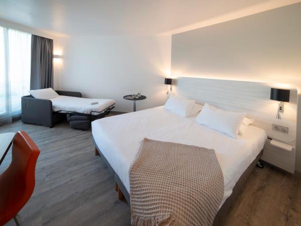 Novotel La Grande Motte Golf : photo 2 de la chambre chambre double classique avec canapé-lit