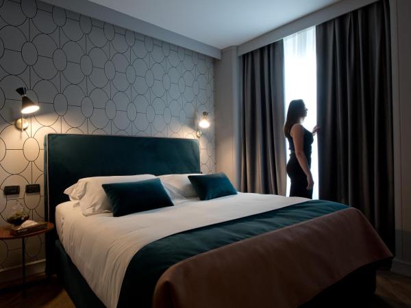 Duomo Hotel & Apartments : photo 10 de la chambre chambre lit king-size deluxe