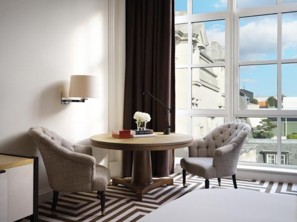 Rosewood London : photo 2 de la chambre grande chambre exécutive lit king-size