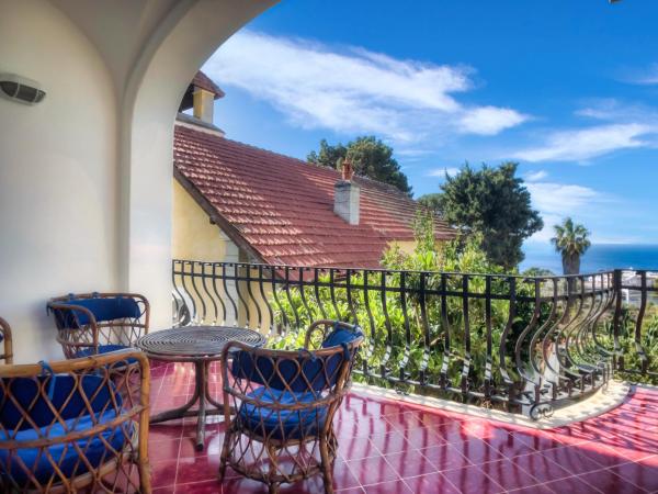 Villa Silia : photo 4 de la chambre suite lit king-size - vue sur mer