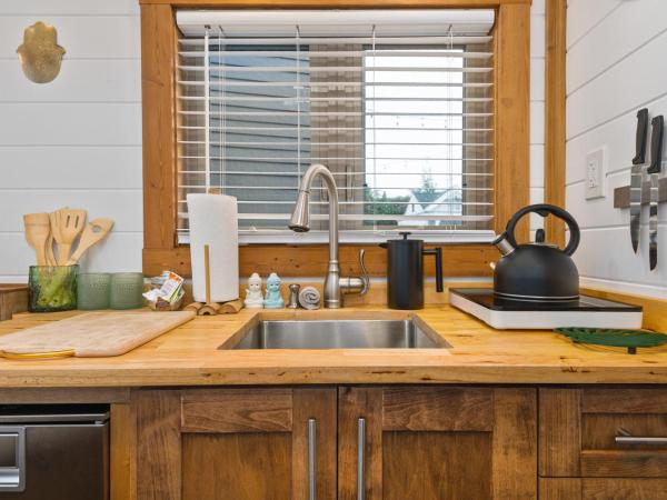 Tiny Digs - Hotel of Tiny Houses : photo 3 de la chambre studio lit queen-size de luxe 