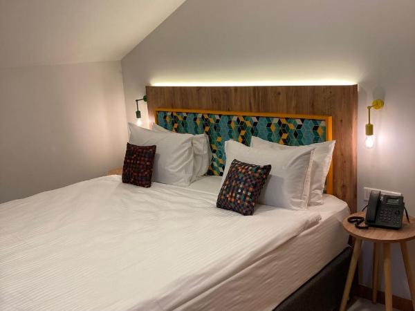 The Gate Kadıköy Downtown : photo 1 de la chambre suite avec balcon