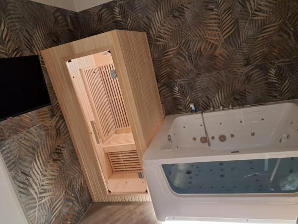 Real Giardinetto a Toledo : photo 8 de la chambre suite avec spa privatif