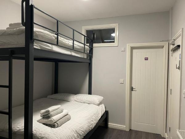 264 The Road End : photo 3 de la chambre chambre familiale