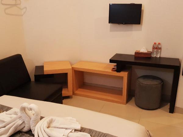 Sunrise Hotel Jogja : photo 8 de la chambre chambre familiale