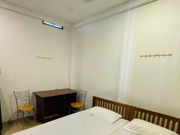 OMAR RESIDENCY : photo 4 de la chambre chambre double Économique