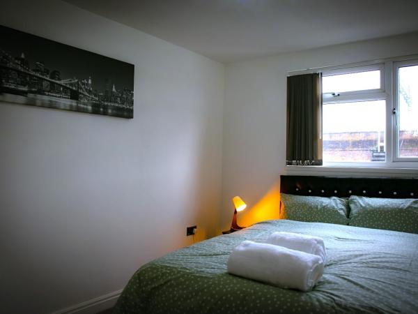 Rostron House : photo 7 de la chambre chambre double standard avec salle de bains commune