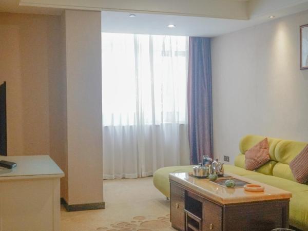 Paco Hotel Tianhe Coach Terminal Metro Guangzhou : photo 7 de la chambre suite lits jumeaux de luxe