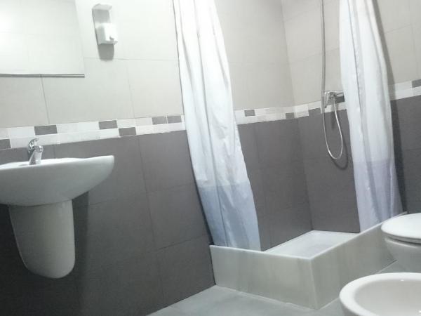 Pension Terminal : photo 4 de la chambre chambre double