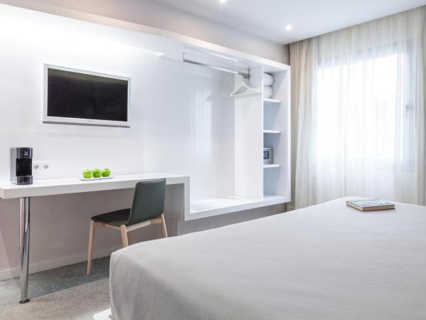 Hotel Macià Granada Five Senses Rooms & Suites : photo 4 de la chambre suite junior familiale (2 adultes + 2 enfants)