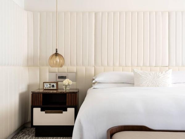 The Ritz-Carlton Orlando, Grande Lakes : photo 1 de la chambre 1 king bed, resort view, guest room