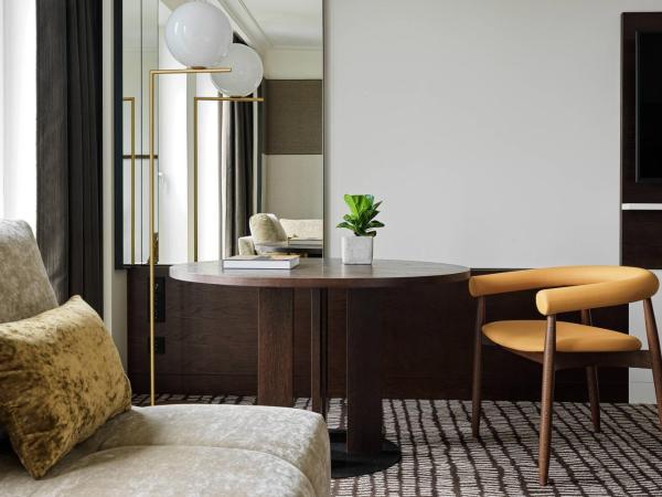 Berlin Marriott Hotel : photo 3 de la chambre chambre exécutive 1 lit king-size - accès au salon