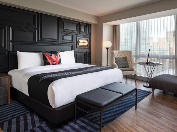 W Boston : photo 2 de la chambre chambre mega avec 1 lit king-size