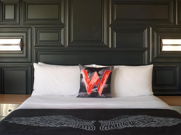 W Boston : photo 2 de la chambre chambre wonderful avec 1 lit king-size