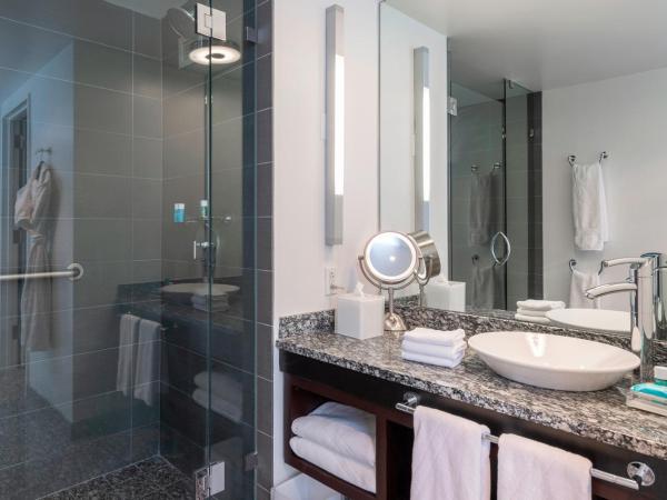 W Boston : photo 4 de la chambre chambre wonderful avec 1 lit king-size