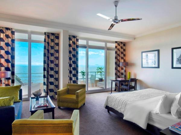 Le Méridien Beach Plaza : photo 3 de la chambre suite junior avec 1 lit king-size et balcon - Étage supérieur - vue sur mer