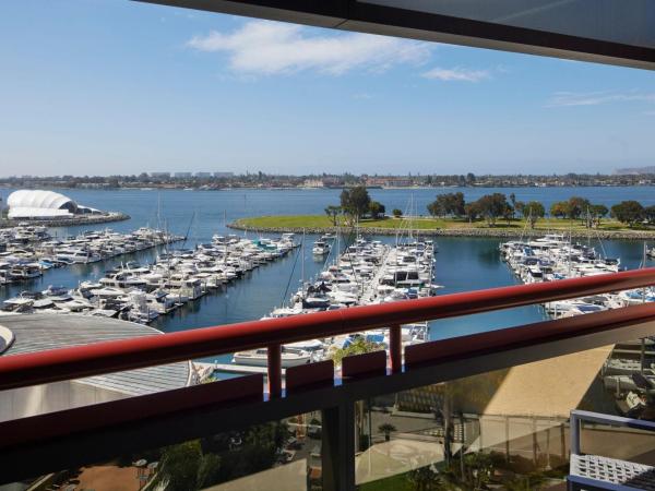San Diego Marriott Marquis and Marina : photo 4 de la chambre chambre lit king-size avec balcon - vue sur baie