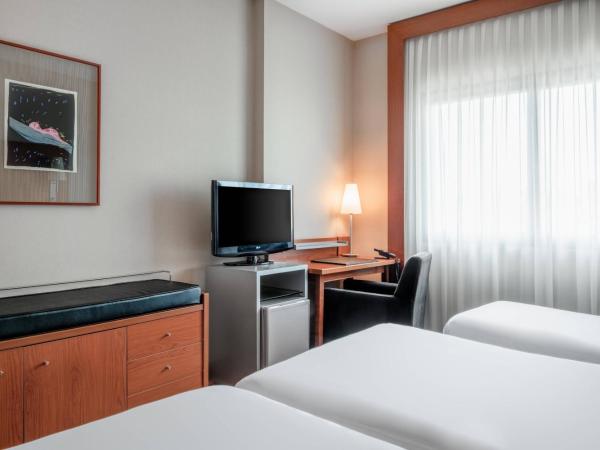 AC Hotel A Coruña by Marriott : photo 2 de la chambre chambre triple