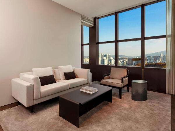 JW Marriott Hotel Seoul : photo 2 de la chambre executive suite king, executive lounge access, 1 bedroom suite