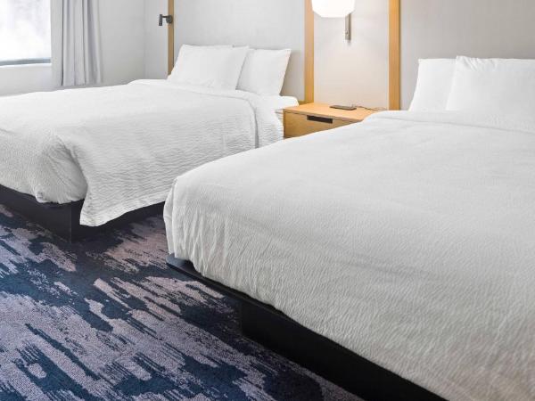 Fairfield Inn & Suites by Marriott San Diego Pacific Beach : photo 3 de la chambre chambre double avec lit queen-size