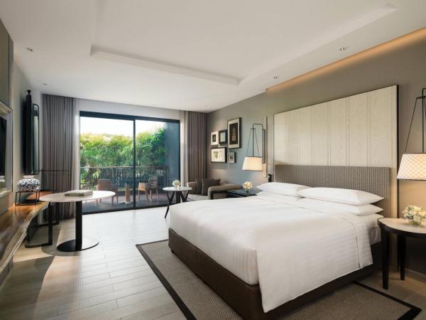 Hua Hin Marriott Resort and Spa : photo 1 de la chambre chambre lit king-size supérieure - vue sur complexe hôtelier