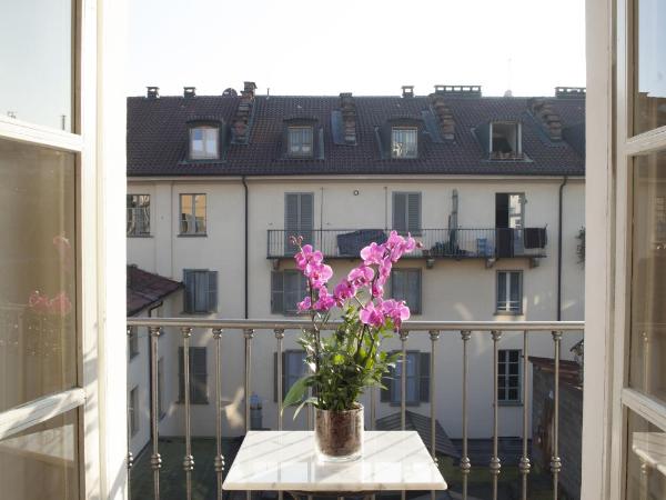 Residenze Torinesi : photo 5 de la chambre chambre double avec balcon