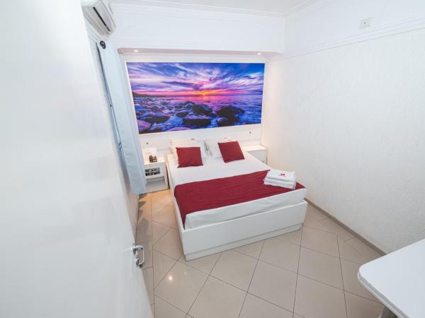 Expo Hotel : photo 1 de la chambre suite lit queen-size