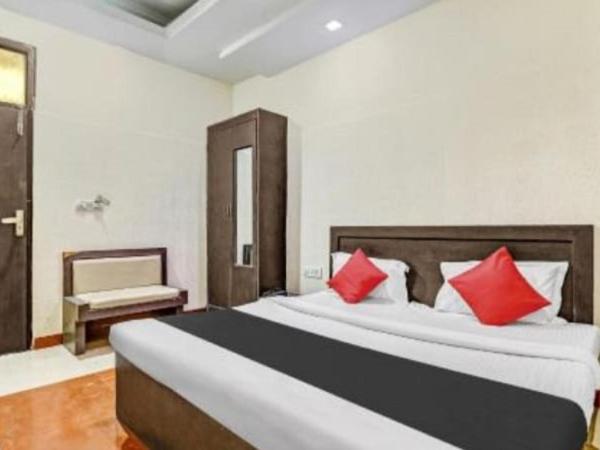 Om Sai Nath Hotel & Restaurant By WB Inn : photo 2 de la chambre chambre double deluxe (2 adultes + 1 enfant)