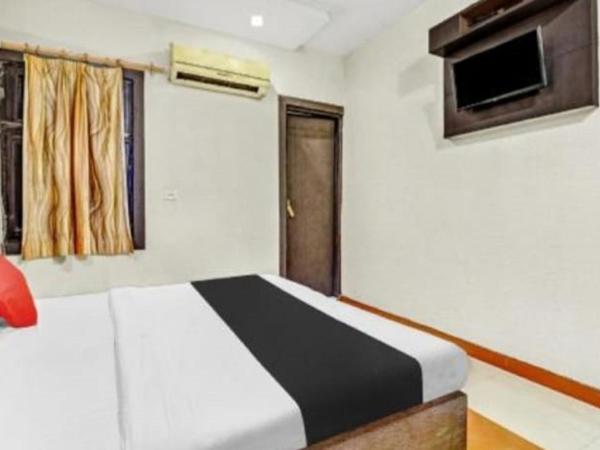 Om Sai Nath Hotel & Restaurant By WB Inn : photo 3 de la chambre chambre double deluxe (2 adultes + 1 enfant)