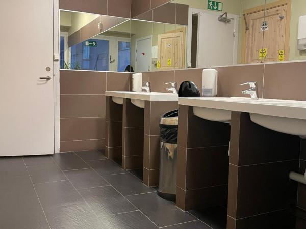 Uppsala City Hostel : photo 5 de la chambre lit dans dortoir pour femmes de 4 lits