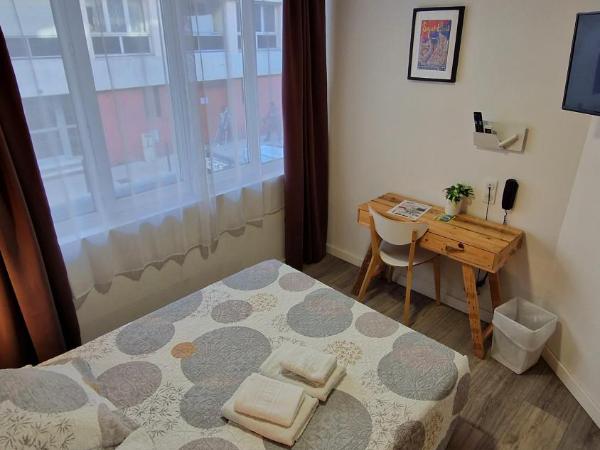 Hôtel Au Valéry : photo 2 de la chambre chambre quadruple supérieure