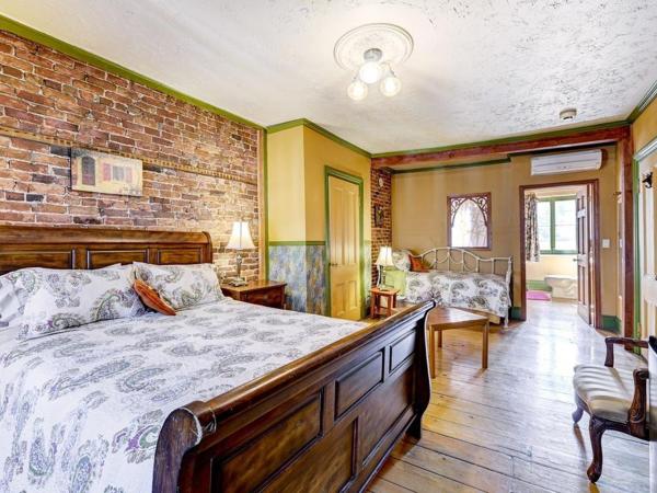 B&B Au Petit Roi : photo 9 de la chambre suite junior – vue sur montagne