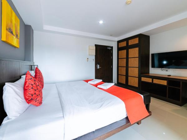 Ratana Hotel Sakdidet : photo 8 de la chambre chambre double ou lits jumeaux supérieure