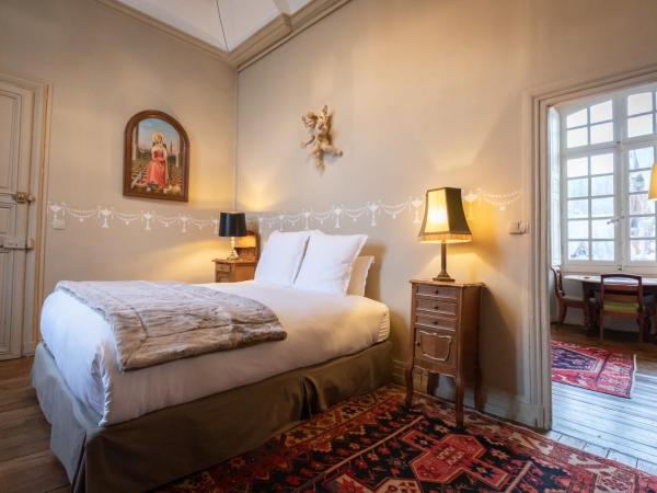 L'Hotel de Panette, Un exceptionnel château en ville - Cathédrale : photo 7 de la chambre suite