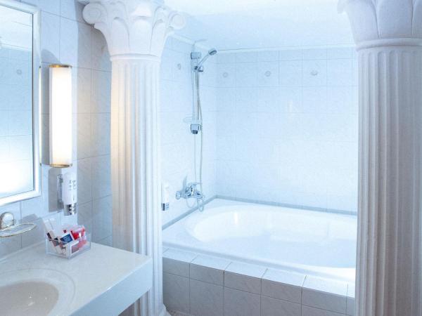 Holiday Club Turun Caribia : photo 9 de la chambre suite lit king-size