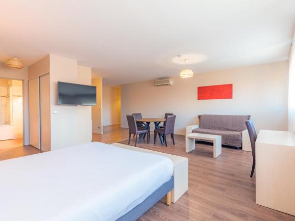 Appart'City Confort Montpellier Ovalie I : photo 4 de la chambre studio familial supérieur 