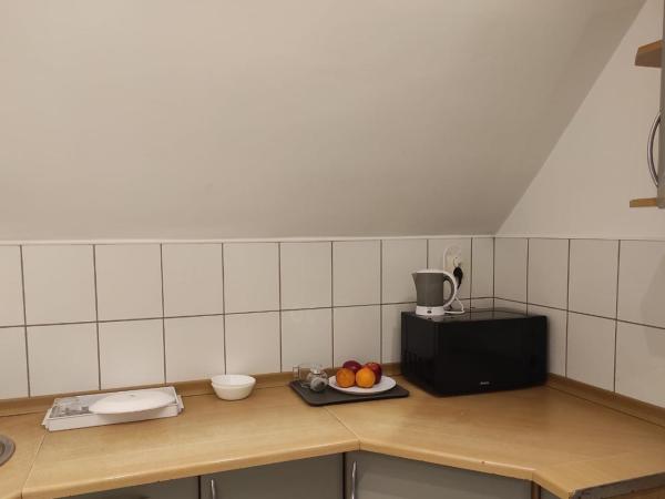 Rynek 11 : photo 4 de la chambre chambre double avec salle de bains commune