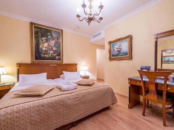 Hotel Century : photo 6 de la chambre chambre lits jumeaux