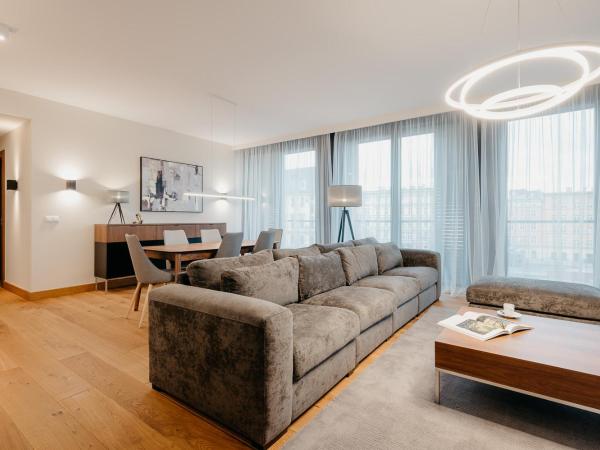 EXCLUSIVE Aparthotel MARINA : photo 2 de la chambre suite présidentielle